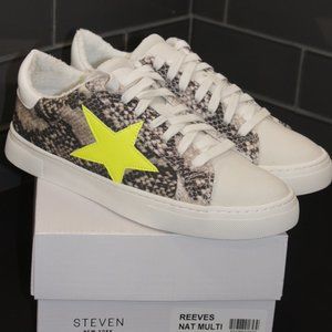 NWT Steven Madden Low-Top Sneakers (Size 7.5)